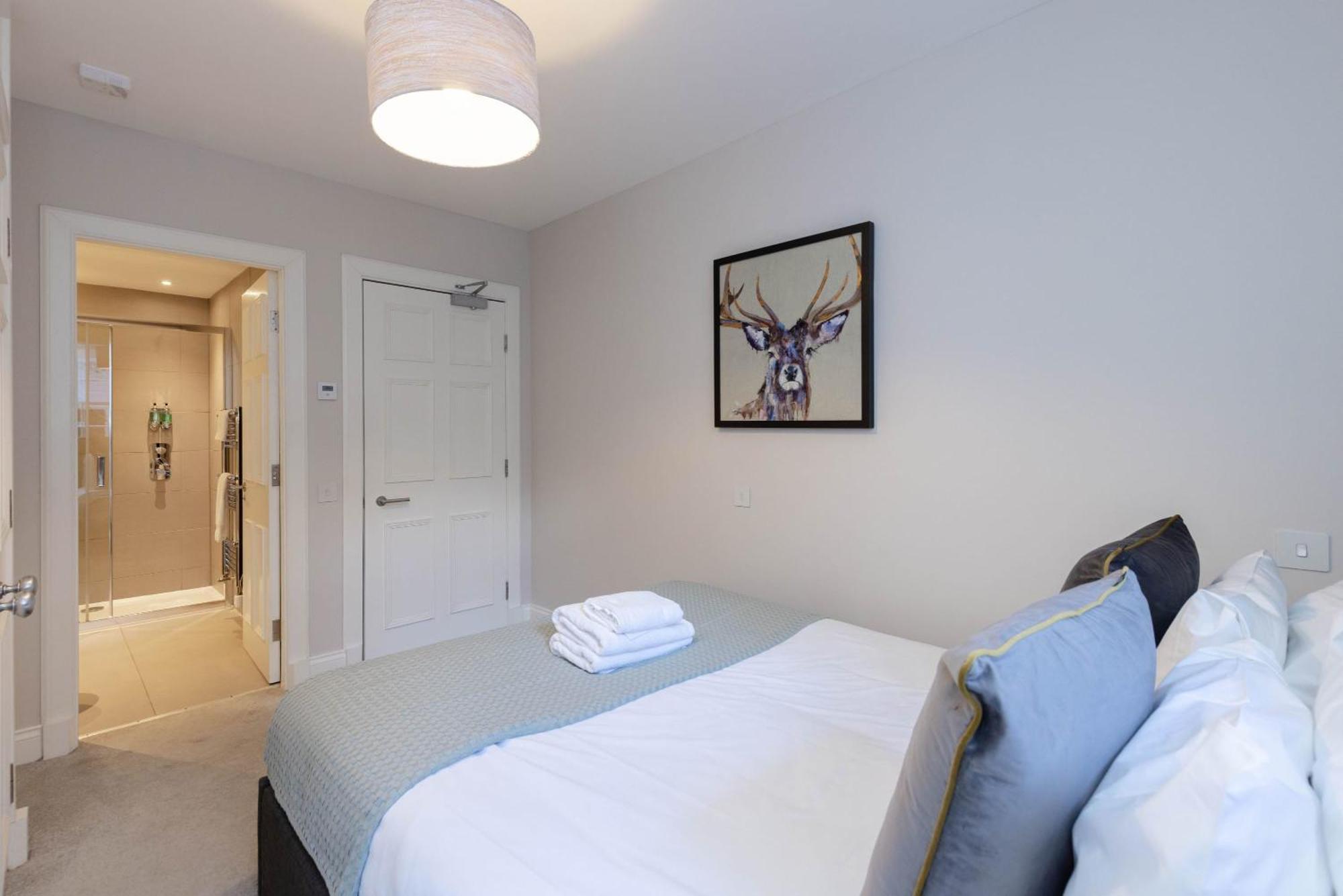 Dragon Suites - Edinburgh City Centre 2 Bed Apartment Extérieur photo