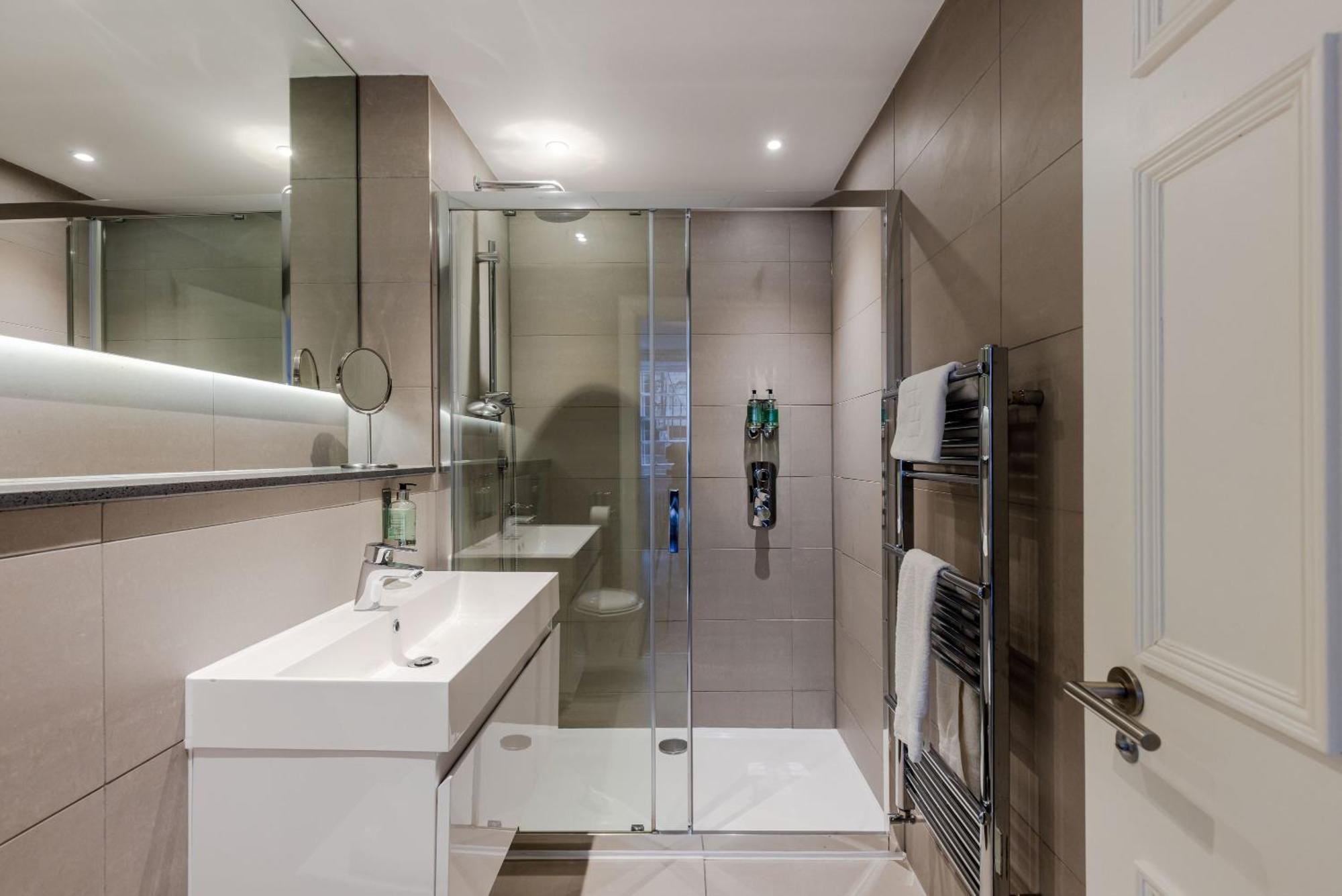 Dragon Suites - Edinburgh City Centre 2 Bed Apartment Extérieur photo